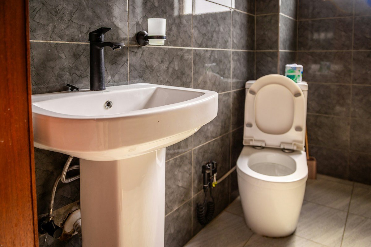 Bathroom Slope & Plumbing Defect Audit | HousyPoint Home Inspection